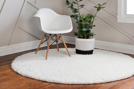 White 7' 1 x 7' 1 Davos Shag Round Area Rug Thick Soft Touch Fluffy & Plush Shaggy Pile 100% Polypropylene Carpet for Living Dining Bedrooms Office for Sale at Rug Engine