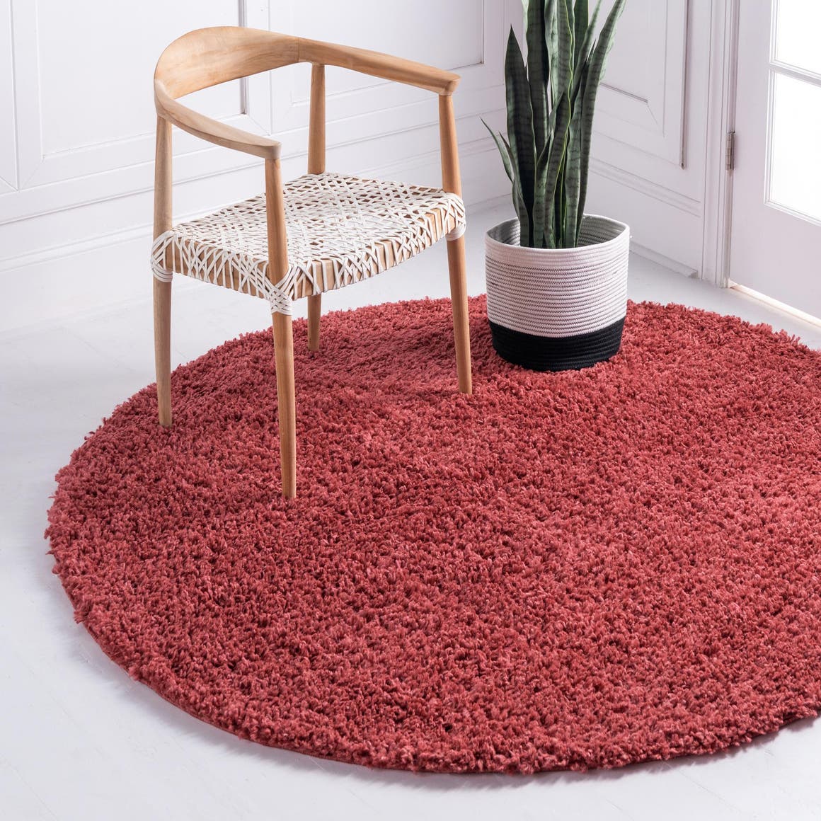 Poppy 4' 1 x 4' 1 Davos Shag Round Area Rug Thick Soft Touch Fluffy & Plush Shaggy Pile 100% Polypropylene Carpet for Living Dining Bedrooms Office for Sale at Rug Engine