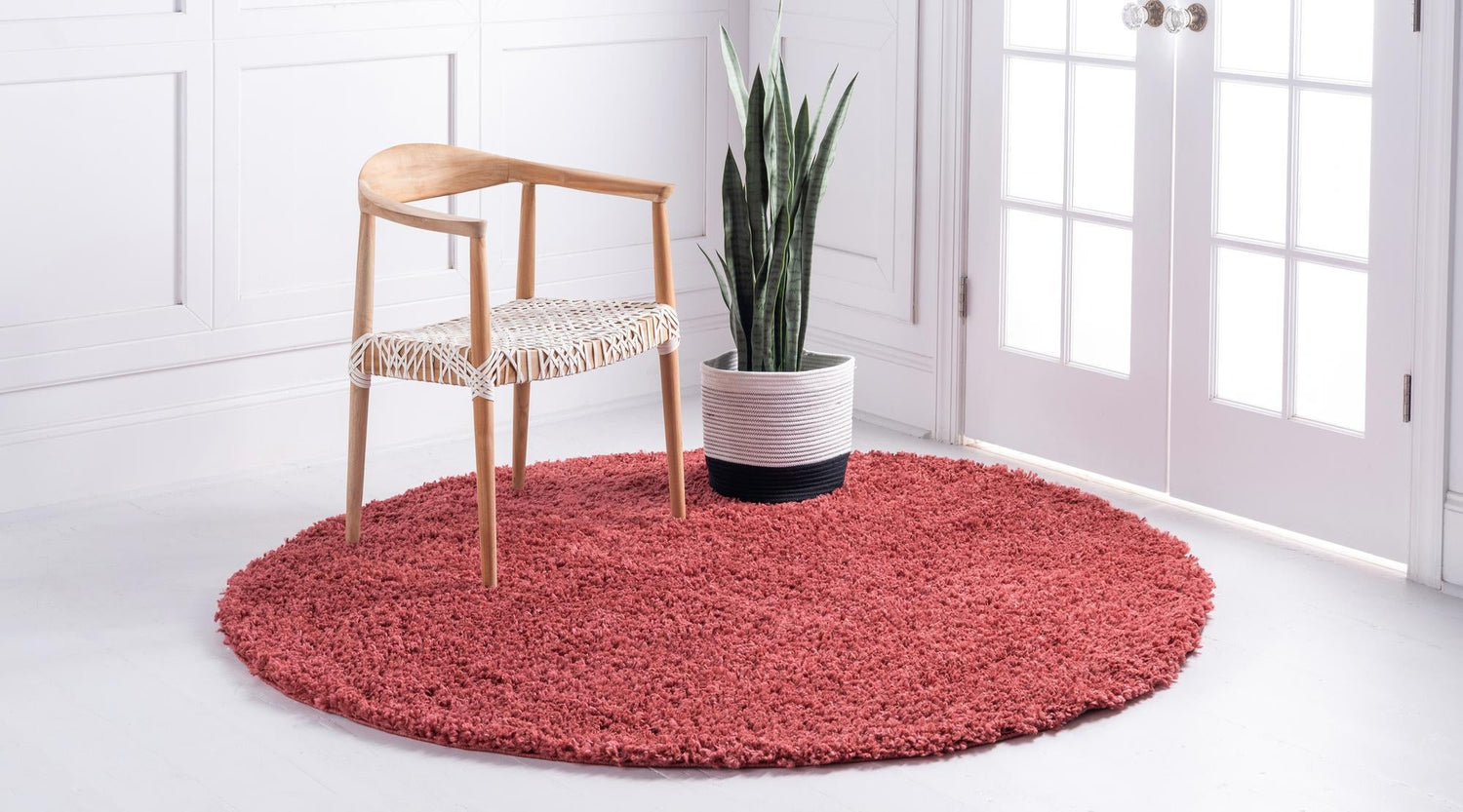 Poppy 5' 3 x 5' 3 Davos Shag Round Area Rug Thick Soft Touch Fluffy & Plush Shaggy Pile 100% Polypropylene Carpet for Living Dining Bedrooms Office for Sale at Rug Engine