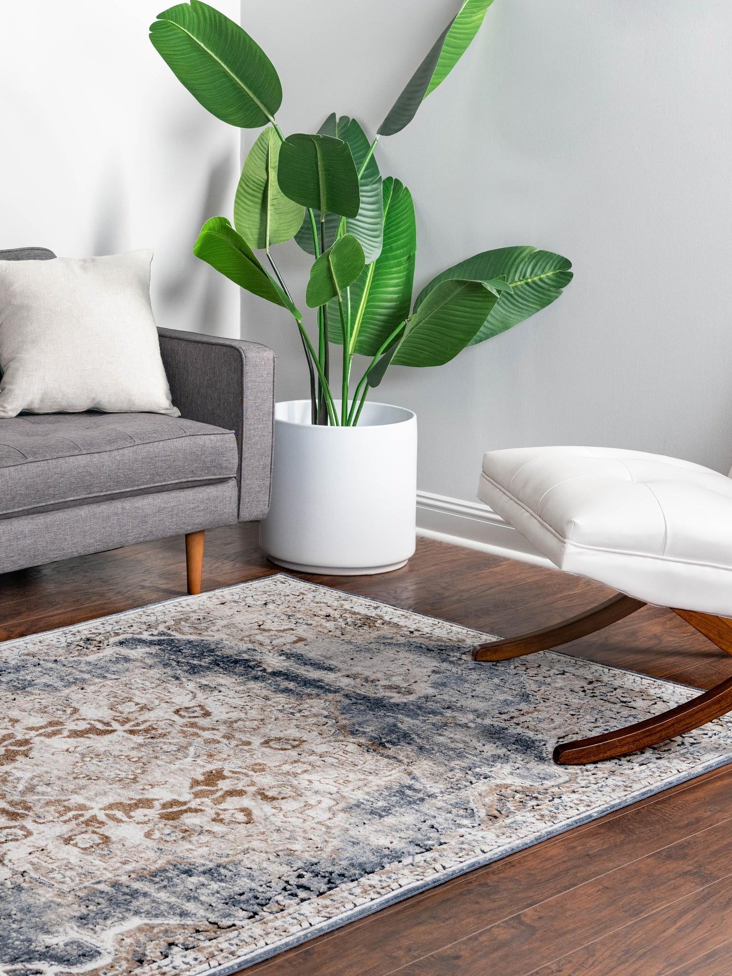 Slate Blue 2' x 3' 1 Chateau Rectangle Area Rug 85% Polypropylene & 15% Chenille With Cotton Backing Traditional Vintage Distressed Carpet for Classical Interior Design Decorating for Sale at Rug Engine