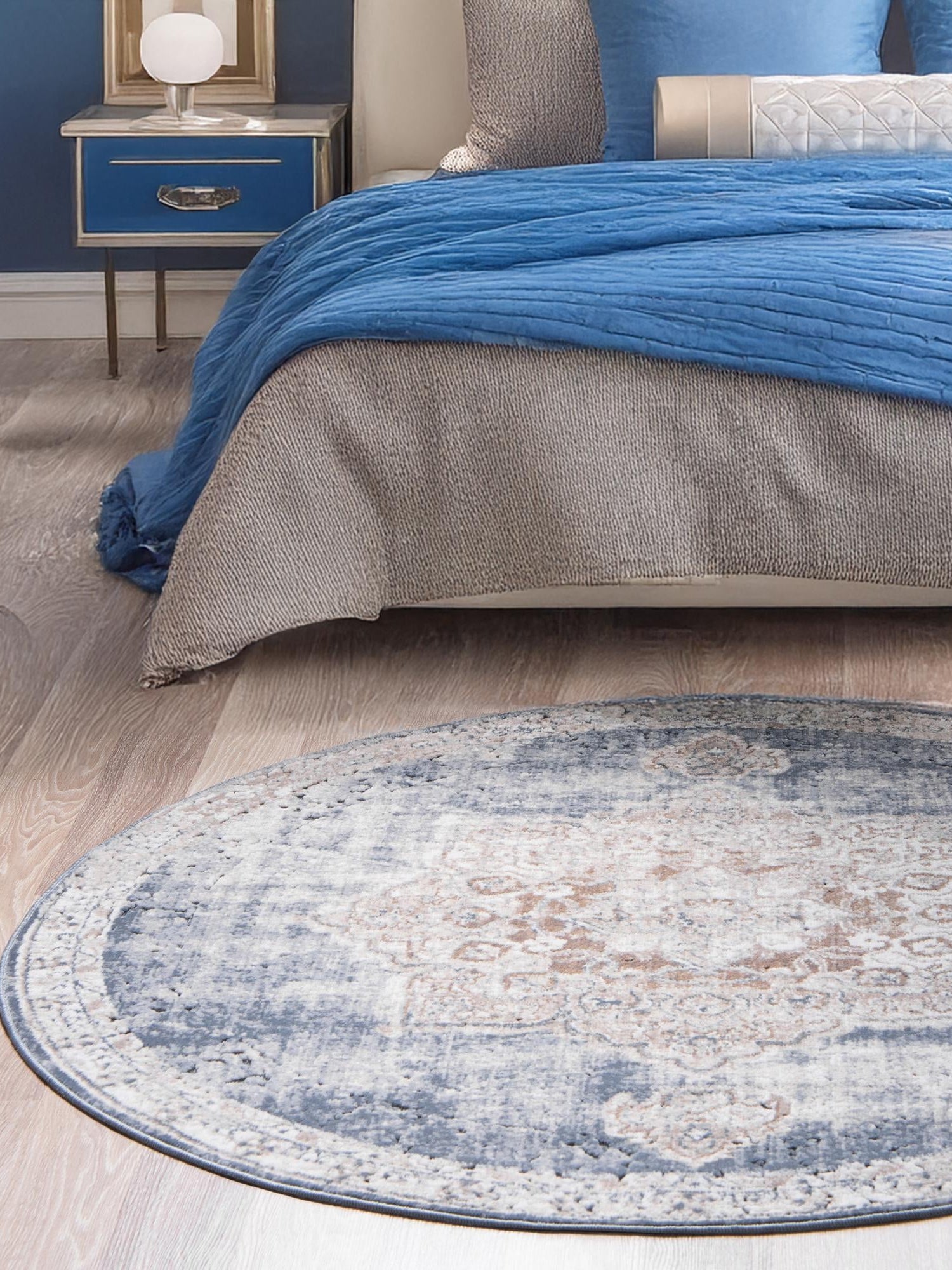 Slate Blue 7' 10 x 7' 10 Chateau Round Area Rug 85% Polypropylene & 15% Chenille With Cotton Backing Traditional Vintage Distressed Carpet for Classical Interior Design Decorating for Sale at Rug Engine