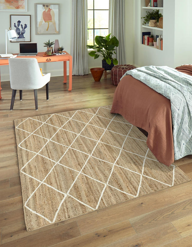 White 5' 1 x 8' Braided Jute Rectangle Rug