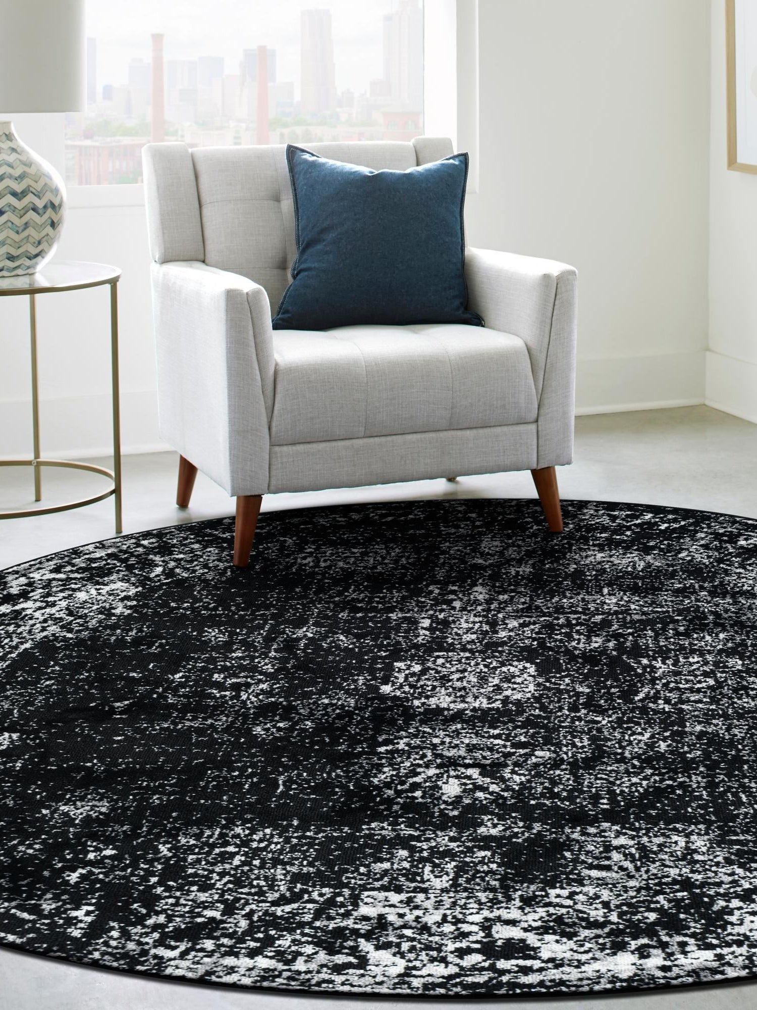 Black 5' 3 x 5' 3 Sofia Round Area Rug Durable Easy Clean Stain Resistant Unique Carpet for Affordable Interior Home Design for Sale at Rug Engine