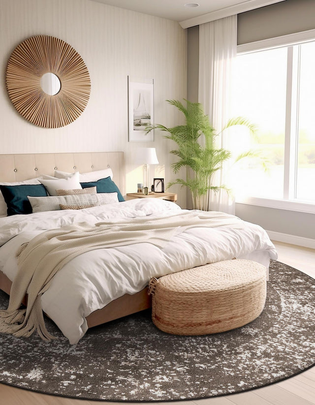 Brown 7' 1 x 7' 1 Sofia Round Rug
