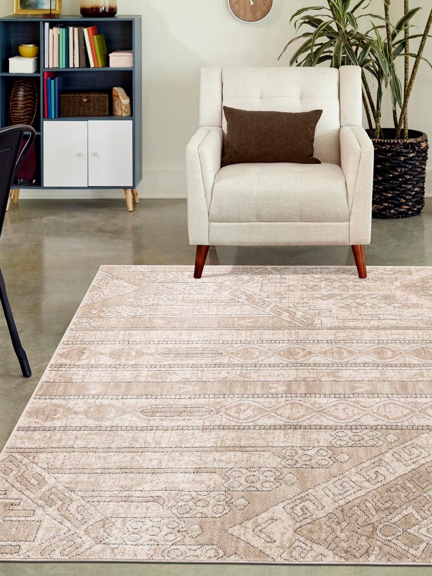 Ivory 10' x 13' 1 Portland Rectangle Area Rug 85% Polypropylene & 15% Polyester Vintage Distressed Traditional Carpet for Home Decor for Sale at Rug Engine