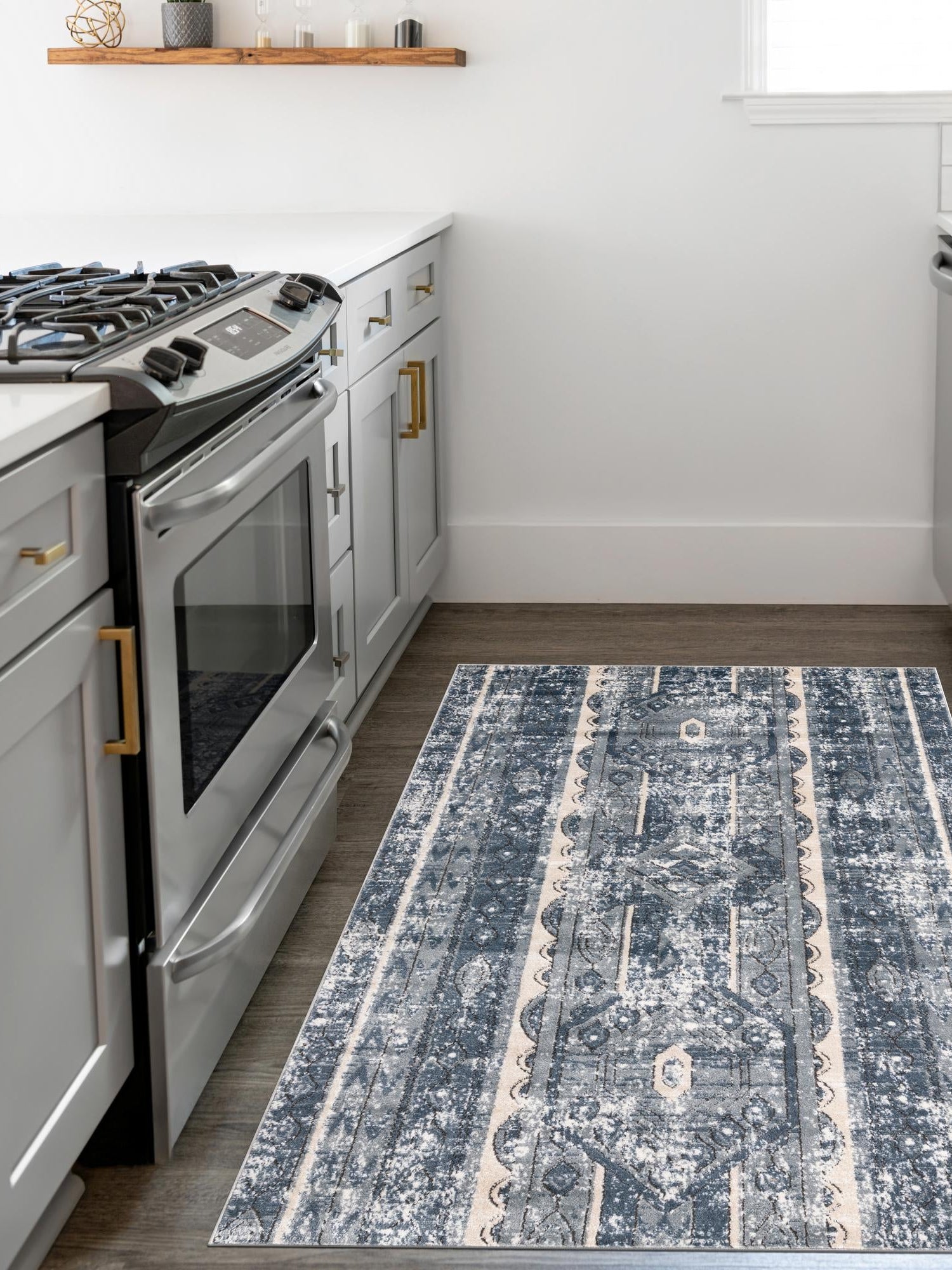 Blue 4' 1 x 6' 1 Portland Rectangle Area Rug 85% Polypropylene & 15% Polyester Vintage Distressed Traditional Carpet for Home Decor for Sale at Rug Engine