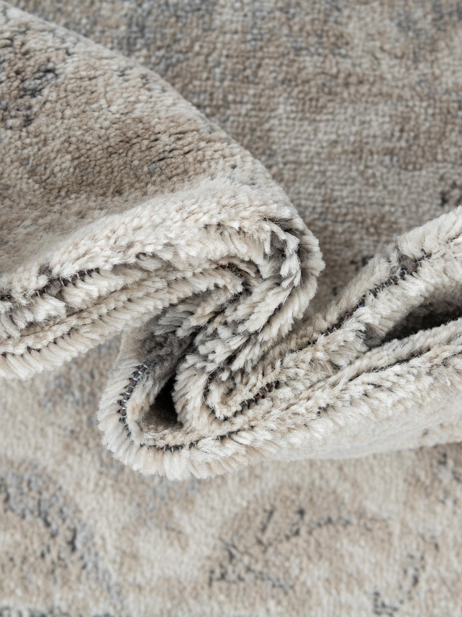 Ivory 9' x 12' Portland Rectangle Area Rug 85% Polypropylene & 15% Polyester Vintage Distressed Traditional Carpet for Home Decor for Sale at Rug Engine