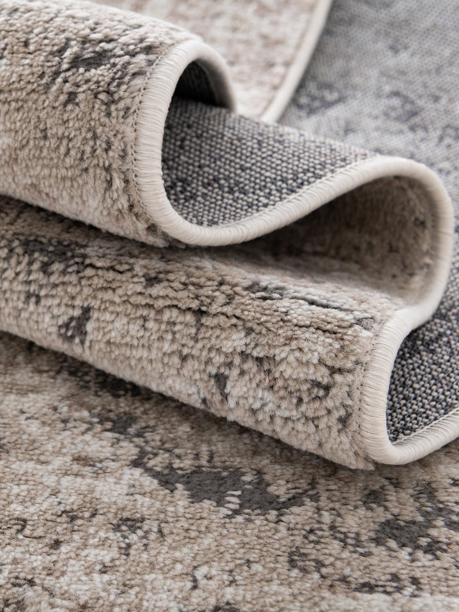 Beige 7' 10 x 7' 10 Portland Round Area Rug 85% Polypropylene & 15% Polyester Vintage Distressed Traditional Carpet for Home Decor for Sale at Rug Engine