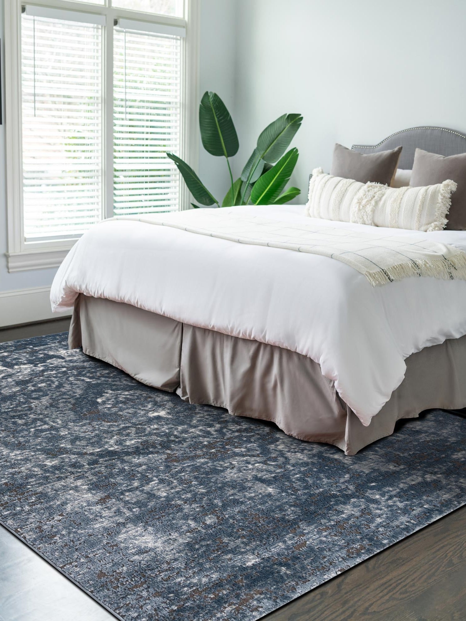 Blue 4' 1 x 6' 1 Portland Rectangle Area Rug 85% Polypropylene & 15% Polyester Vintage Distressed Traditional Carpet for Home Decor for Sale at Rug Engine