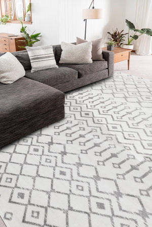 Ivory 6' x 9' Moroccan Trellis Rectangle Rug