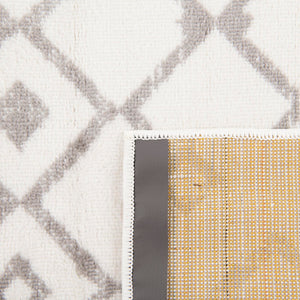 Ivory 2' x 3' 1 Moroccan Trellis Rectangle Area Rug