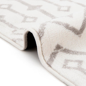 Ivory 2' x 3' 1 Moroccan Trellis Rectangle Area Rug