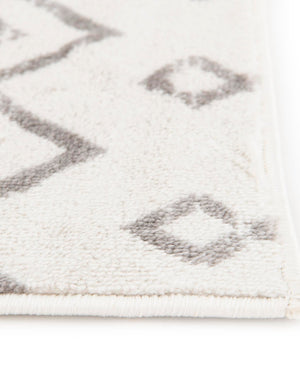 Ivory 2' x 3' 1 Moroccan Trellis Rectangle Area Rug