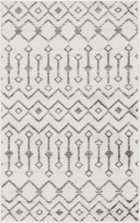 Ivory 3' 3 x 5' 3 Moroccan Trellis Rectangle Rug