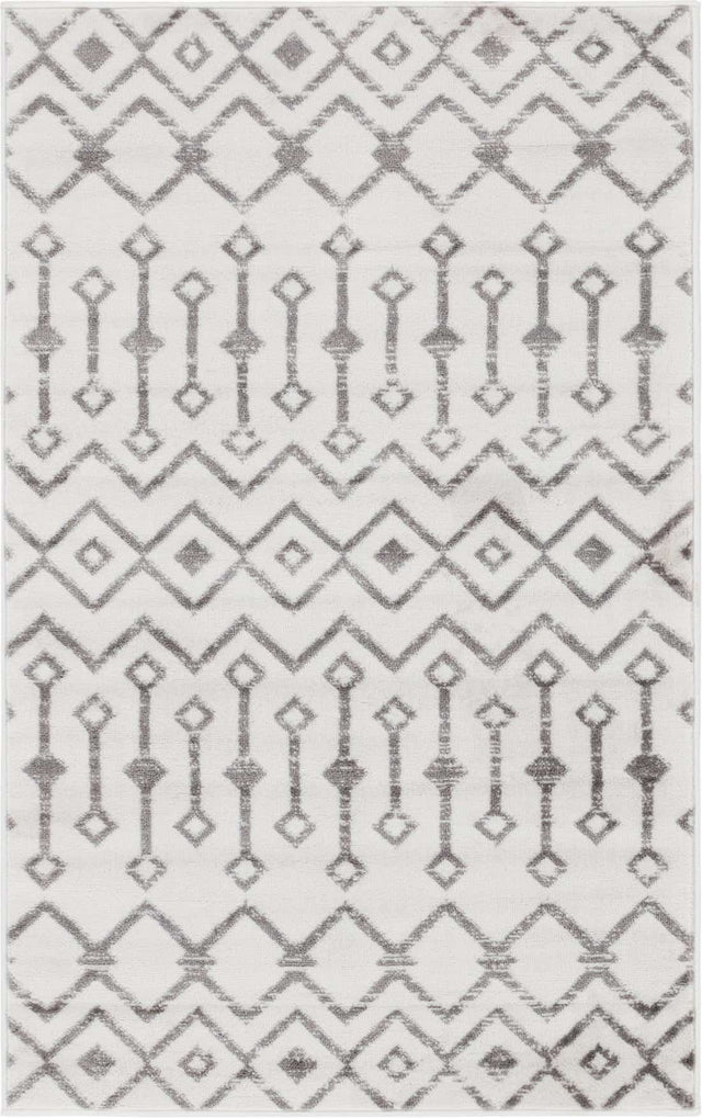 Ivory 3' 1 x 5' 3 Moroccan Trellis Rectangle Area Rug