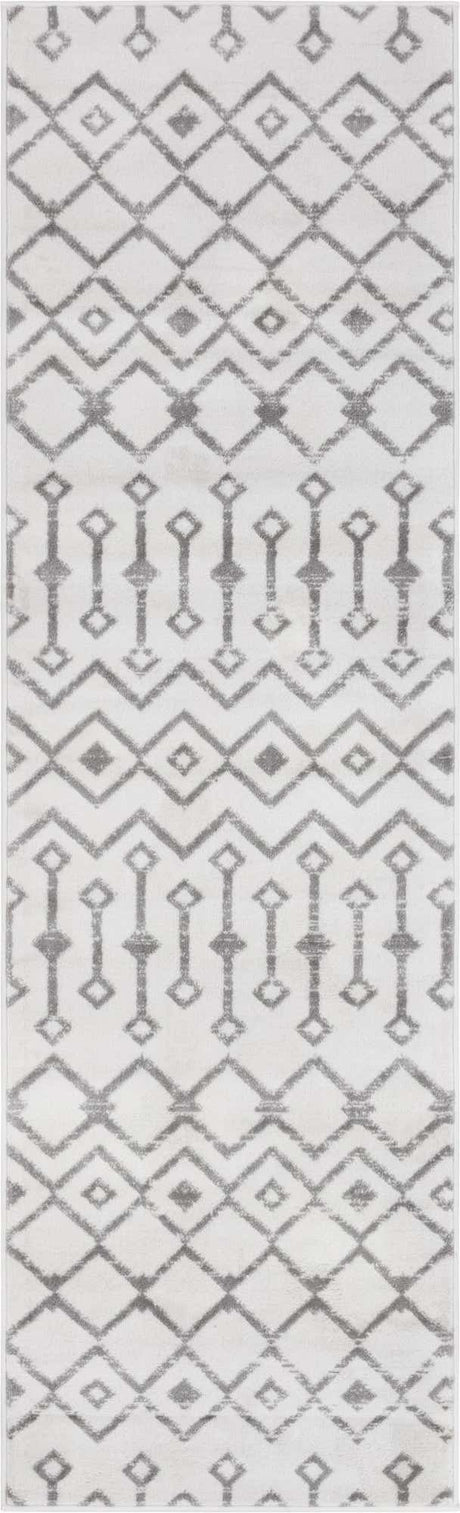 Ivory 2' 6 x 8' 2 Moroccan Trellis Runner Rug