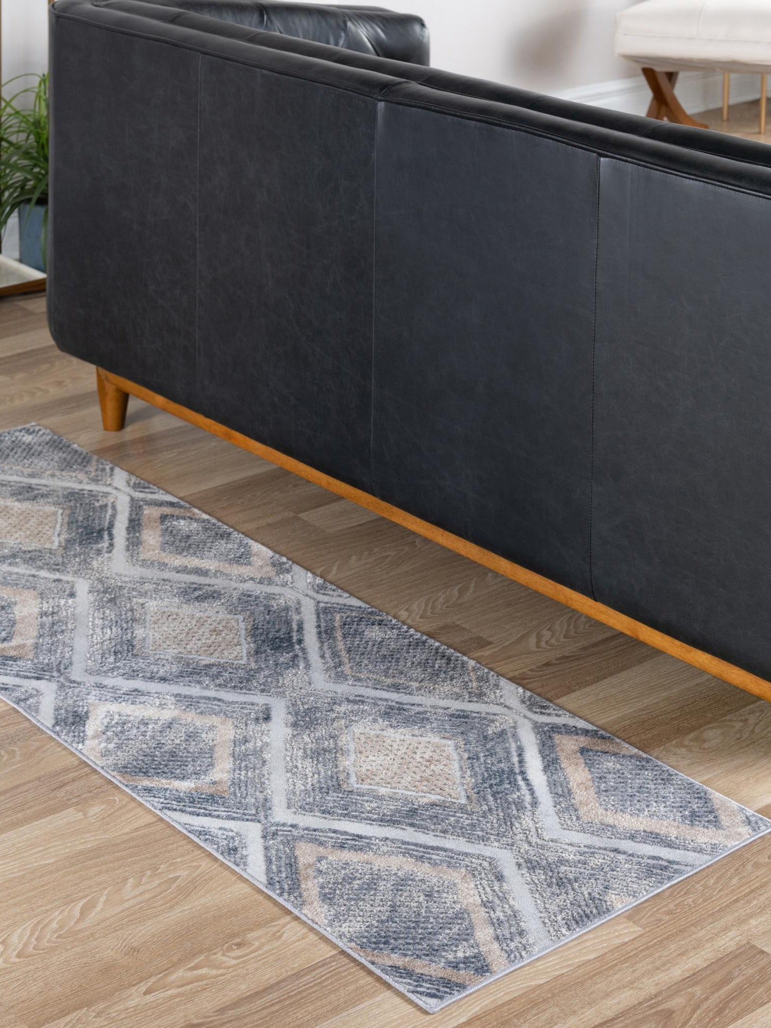Gray Cream 2' 7 x 10' Caspian Runner Area Rug 60% Polypropylene & 40% Polyester With Cotton Backing Modern Chic Carpet for Home Interior Design Decorating for Sale at Rug Engine