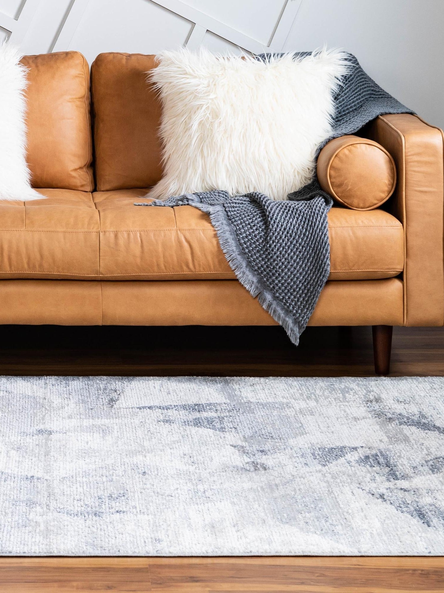 Gray 5' 1 x 8' Caspian Rectangle Area Rug 60% Polypropylene & 40% Polyester With Cotton Backing Modern Chic Carpet for Home Interior Design Decorating for Sale at Rug Engine