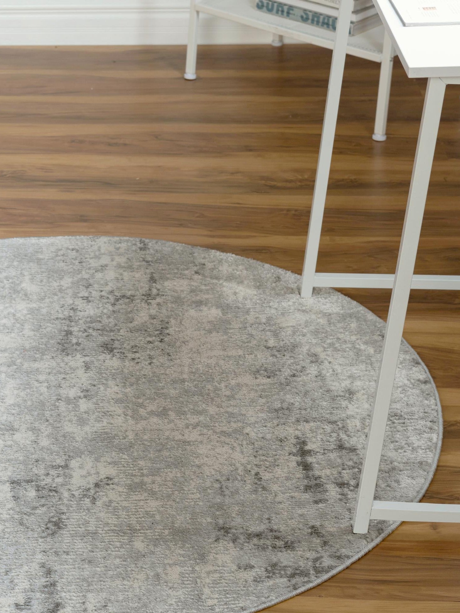 Gray 5' 3 x 5' 3 Caspian Round Area Rug 60% Polypropylene & 40% Polyester With Cotton Backing Modern Chic Carpet for Home Interior Design Decorating for Sale at Rug Engine
