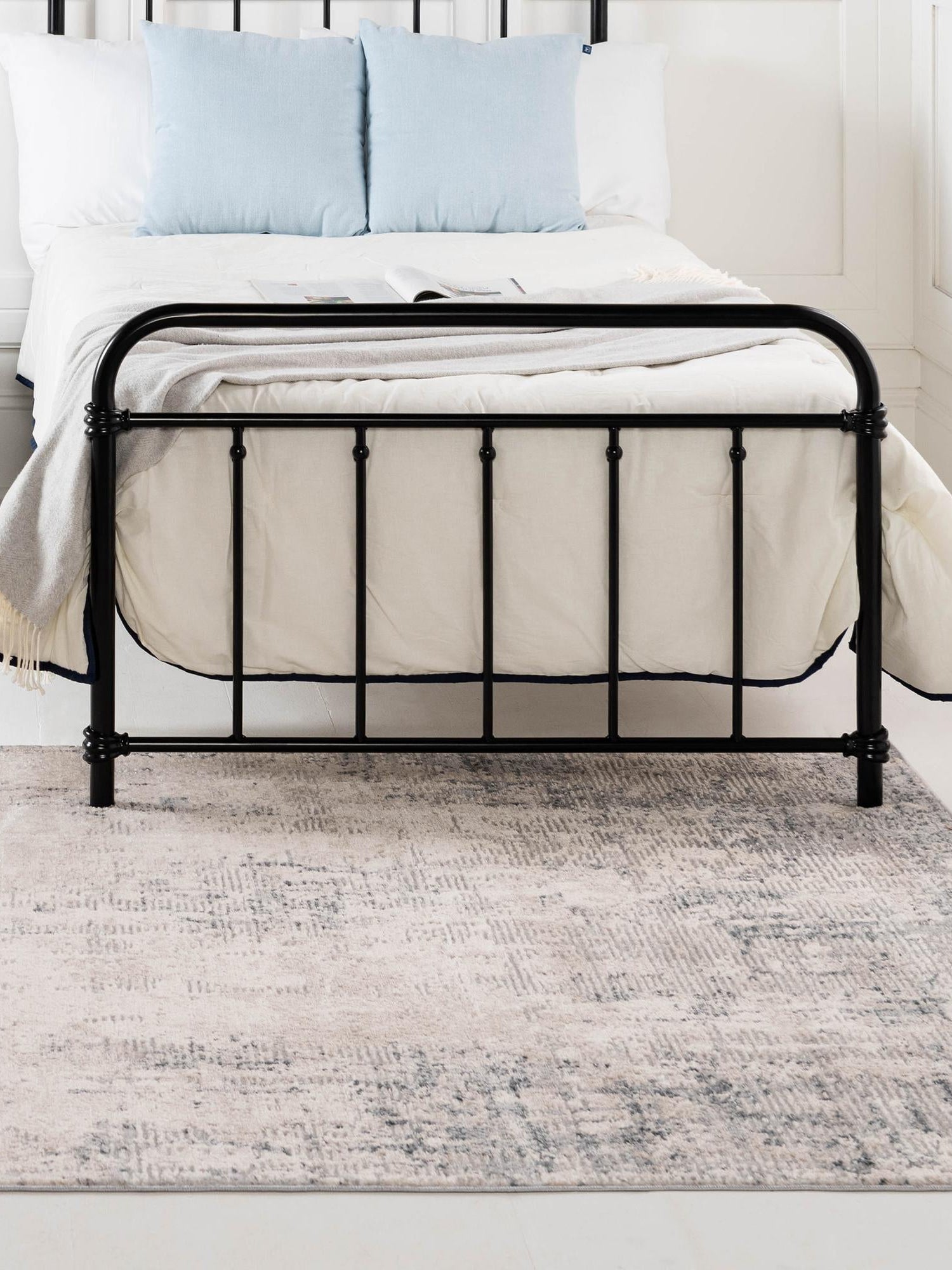 Bone 5' 1 x 8' Caspian Rectangle Area Rug 60% Polypropylene & 40% Polyester With Cotton Backing Modern Chic Carpet for Home Interior Design Decorating for Sale at Rug Engine