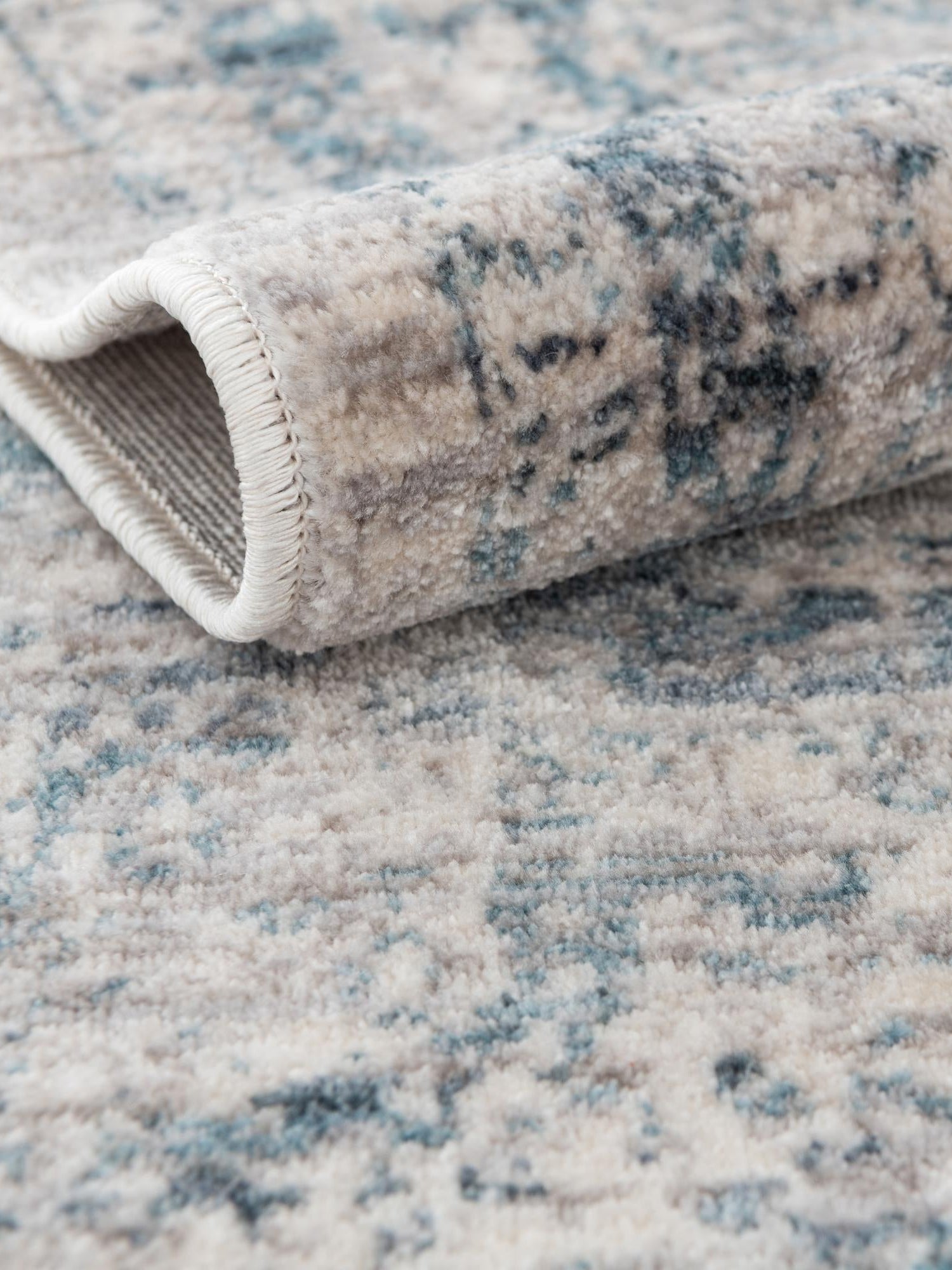 Ivory 3' 10 x 3' 10 Noble Round Area Rug 100% Polyester Traditional Distressed Classic Contemporary Carpet for Home Decor for Sale at Rug Engine