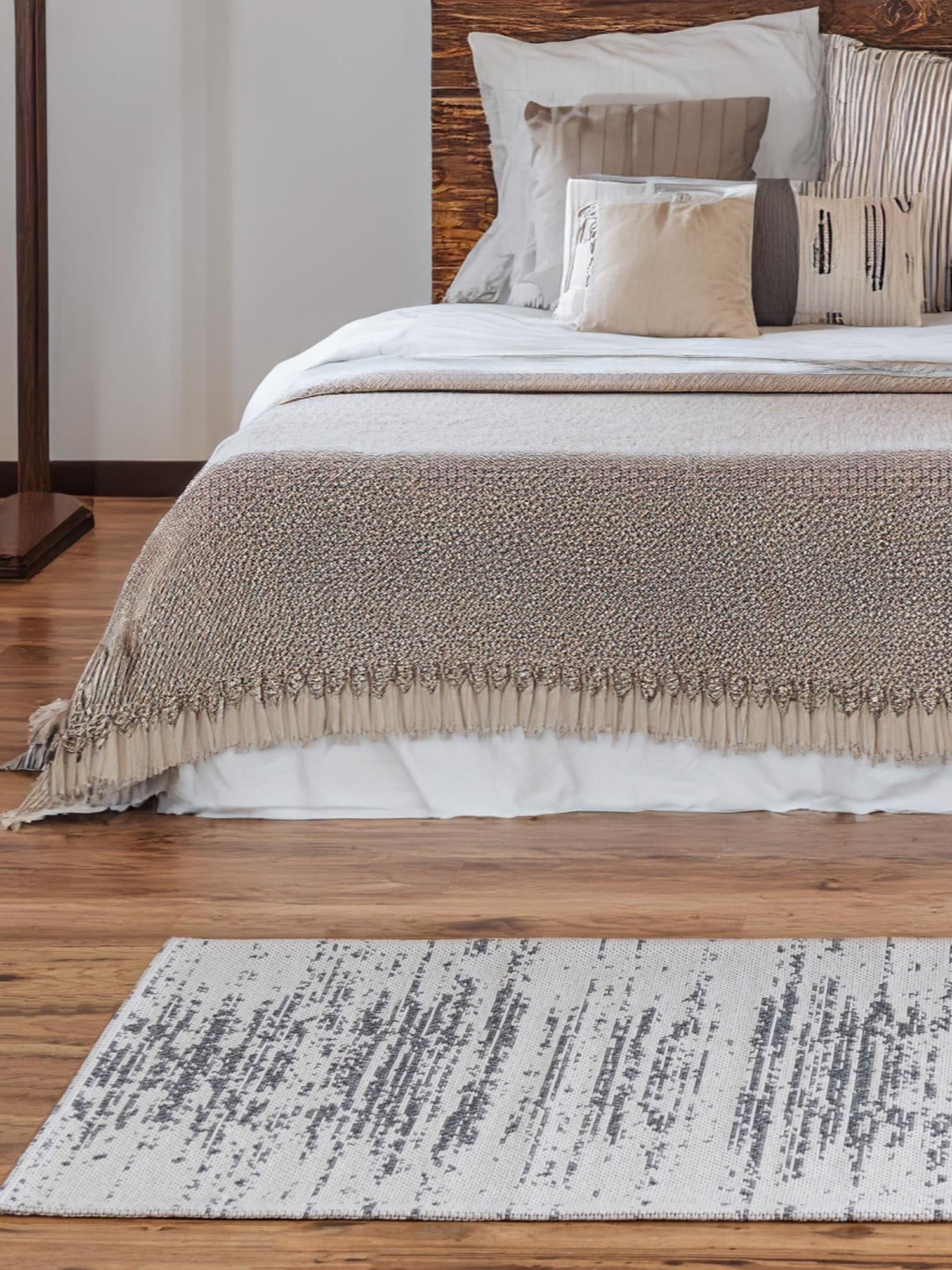Ivory 2' x 7' 10 Decatur Runner Area Rug 100% Cotton All Natural Sustainable Eco-Friendly Carpet for Dining Living Office Dorm Rooms for Sale at Rug Engine