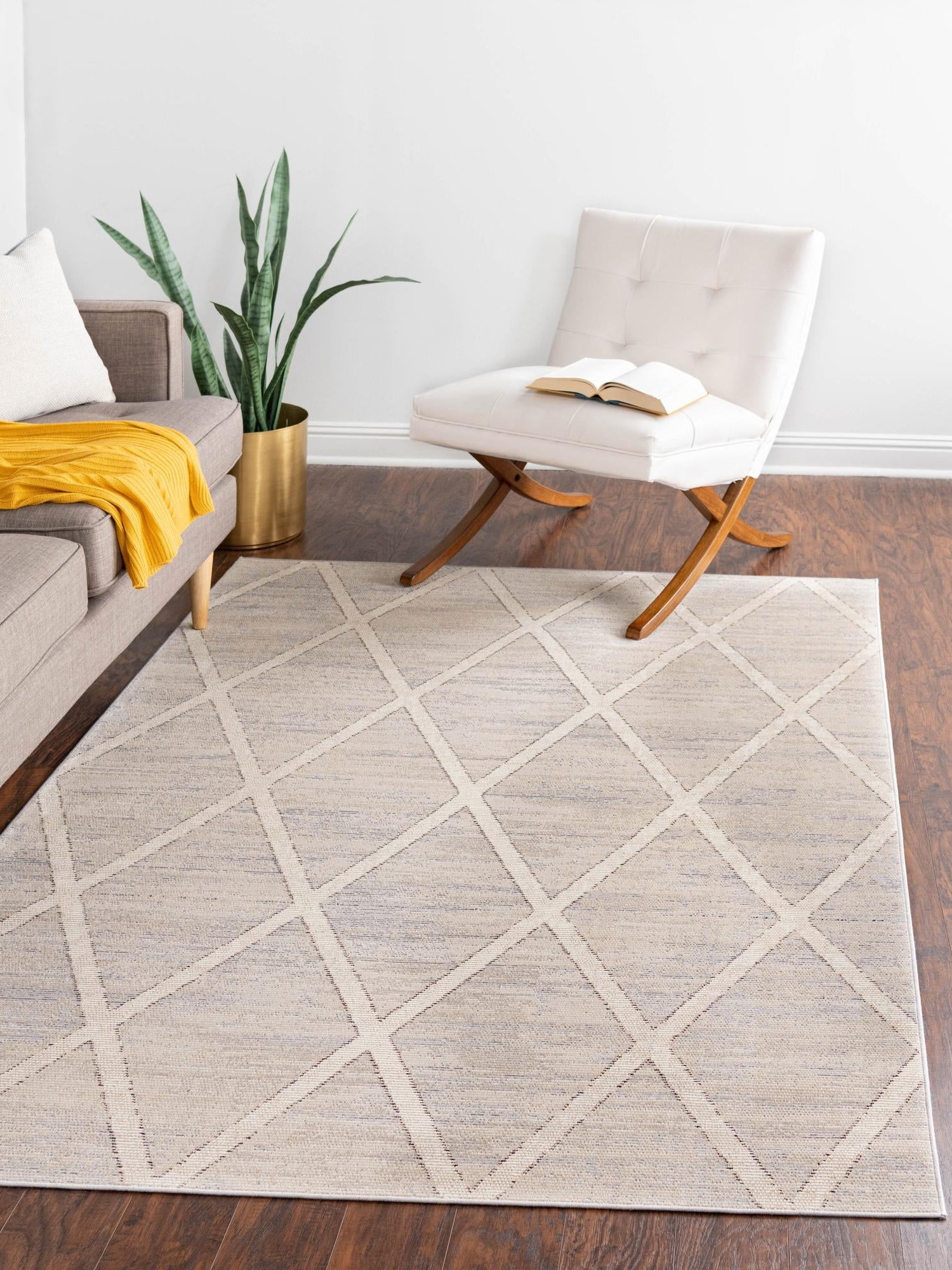 Beige 5' 1 x 8' Starlight Rectangle Area Rug 100% Polypropylene Visually Appealing Unique Carpet for Living Rooms, Bedroom, Dining, Office for Sale at Rug Engine