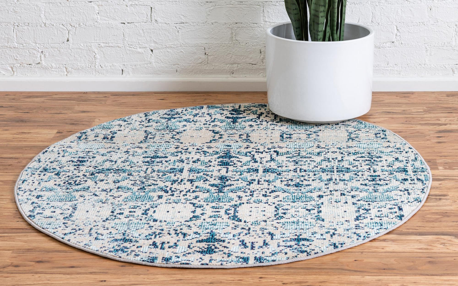Blue 7' x 7' Charm Round Area Rug 100% Polypropylene With Jute Backing Traditional Vintage Distressed Look Carpet for Living Rooms Dining Office Space for Sale at Rug Engine
