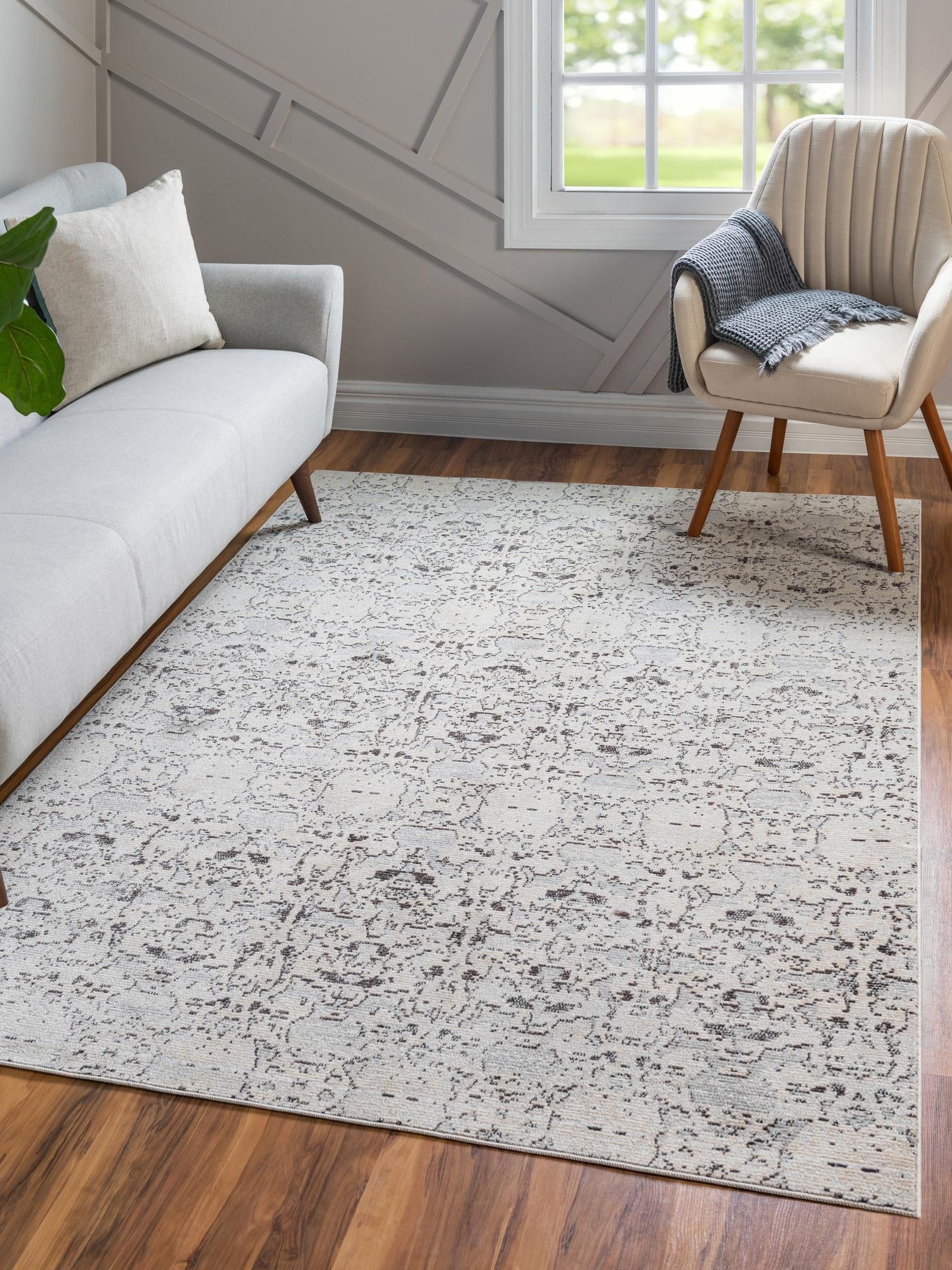Light Gray 5' 1 x 8' Charm Rectangle Area Rug 100% Polypropylene With Jute Backing Traditional Vintage Distressed Look Carpet for Living Rooms Dining Office Space for Sale at Rug Engine