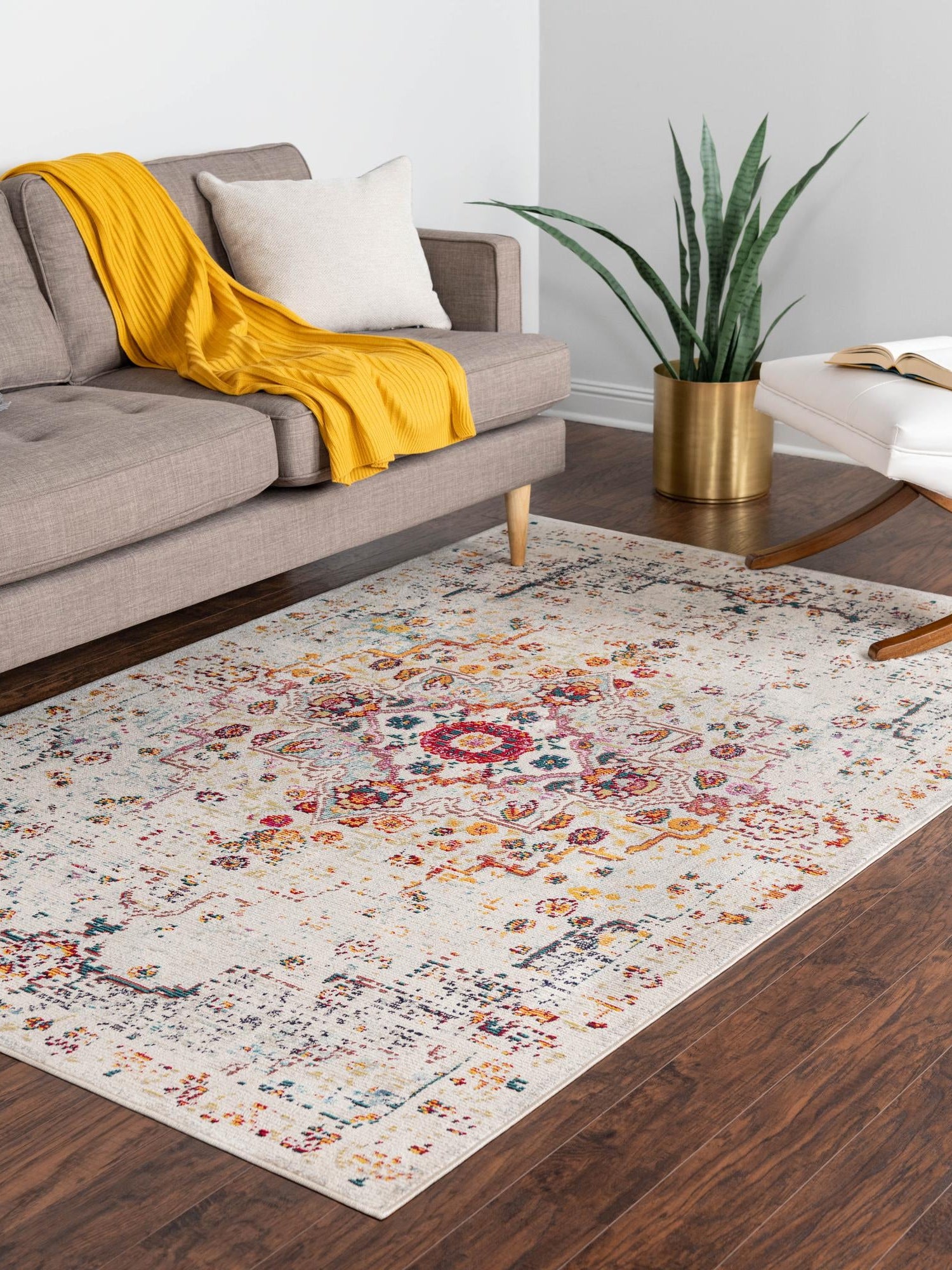 Beige 5' 1 x 8' Charm Rectangle Area Rug 100% Polypropylene With Jute Backing Traditional Vintage Distressed Look Carpet for Living Rooms Dining Office Space for Sale at Rug Engine