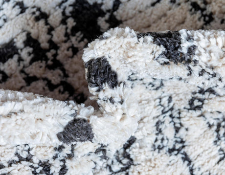 Ivory 7' x 7' Morocco Round Area Rug 100% Polyester Traditional Classic Carpet for Moroccan Inspired Interior Design Home Decor for Sale at Rug Engine