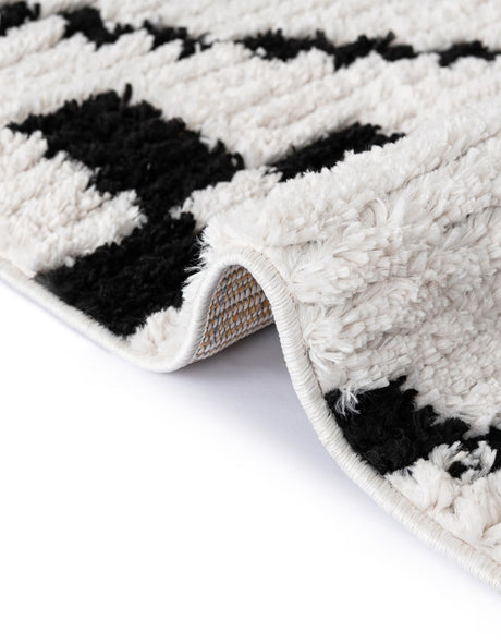 Ivory 7' x 7' Morocco Round Area Rug 100% Polyester Traditional Classic Carpet for Moroccan Inspired Interior Design Home Decor for Sale at Rug Engine