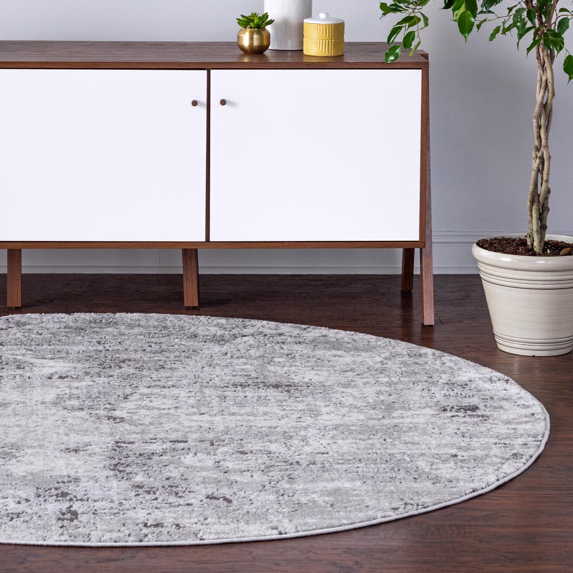 Gray 4' 1 x 4' 1 Leipzig Round Area Rug 75% Polypropylene & 25% Polyester Modern Contemporary Carpet for Kitchens, Bedroom, Living Room Home Decor for Sale at Rug Engine