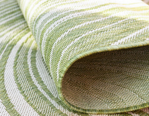 Green 4' 1 x 6' 1 Outdoor Modern Rectangle Rug
