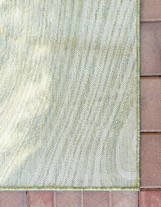 Green 4' 1 x 6' 1 Outdoor Modern Rectangle Rug