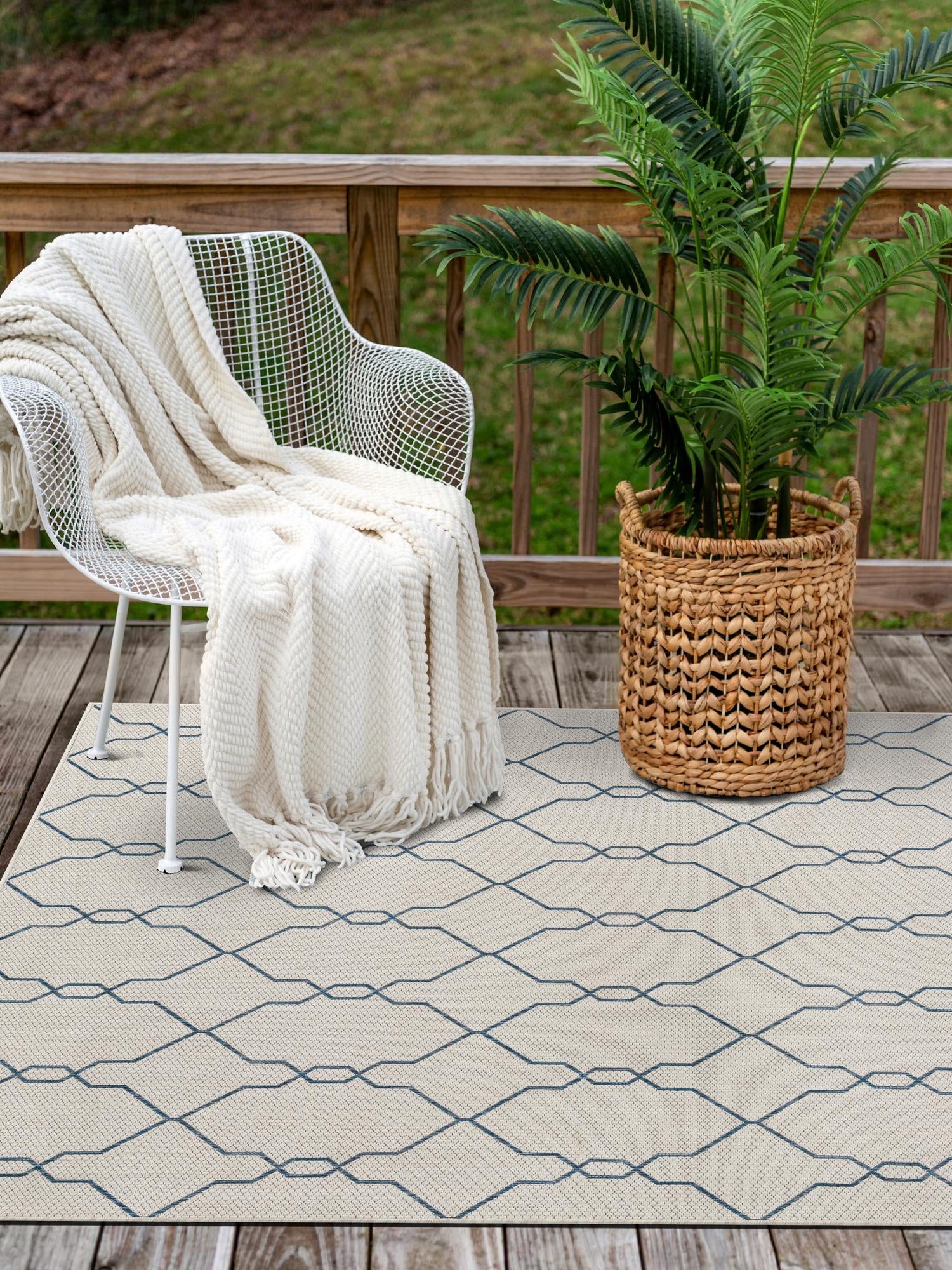 Ivory 5' 1 x 8' Outdoor Trellis Rectangle Area Rug Weather Resistant for Patio, Deck, Terrace, Balcony, Porch Geometric Design Water Safe Outside Carpet for Sale at Rug Engine