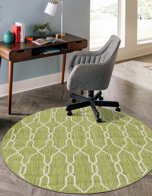 Green 4' 1 x 4' 1 Outdoor Trellis Round Area Rug Weather Resistant for Patio, Deck, Terrace, Balcony, Porch Geometric Design Water Safe Outside Carpet for Sale at Rug Engine