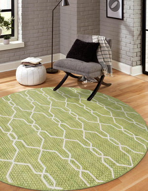 Green 4' 1 x 4' 1 Outdoor Trellis Round Area Rug Weather Resistant for Patio, Deck, Terrace, Balcony, Porch Geometric Design Water Safe Outside Carpet for Sale at Rug Engine