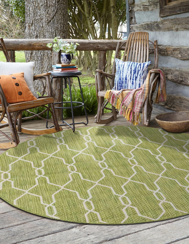 Green 4' 1 x 4' 1 Outdoor Trellis Round Area Rug Weather Resistant for Patio, Deck, Terrace, Balcony, Porch Geometric Design Water Safe Outside Carpet for Sale at Rug Engine