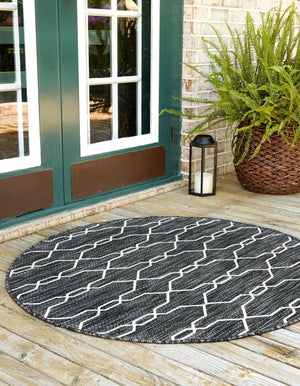 Charcoal 4' 1 x 4' 1 Outdoor Trellis Round Area Rug Weather Resistant for Patio, Deck, Terrace, Balcony, Porch Geometric Design Water Safe Outside Carpet for Sale at Rug Engine