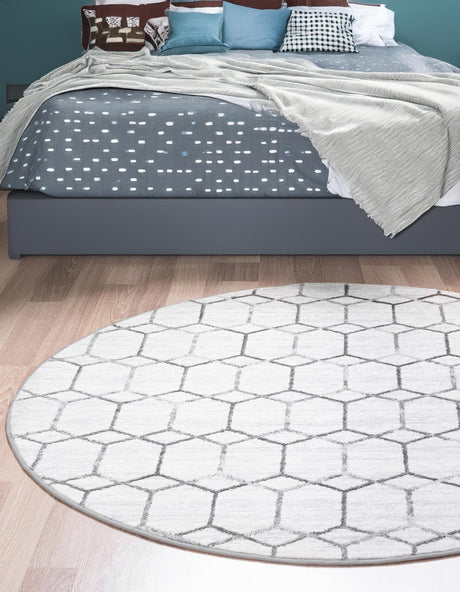 White 7' x 7' Matrix Trellis Round Area Rug 100% Polyester Geometric Pattern Modern Carpet for Living, Dining, Bedroom, Office for Sale at Rug Engine