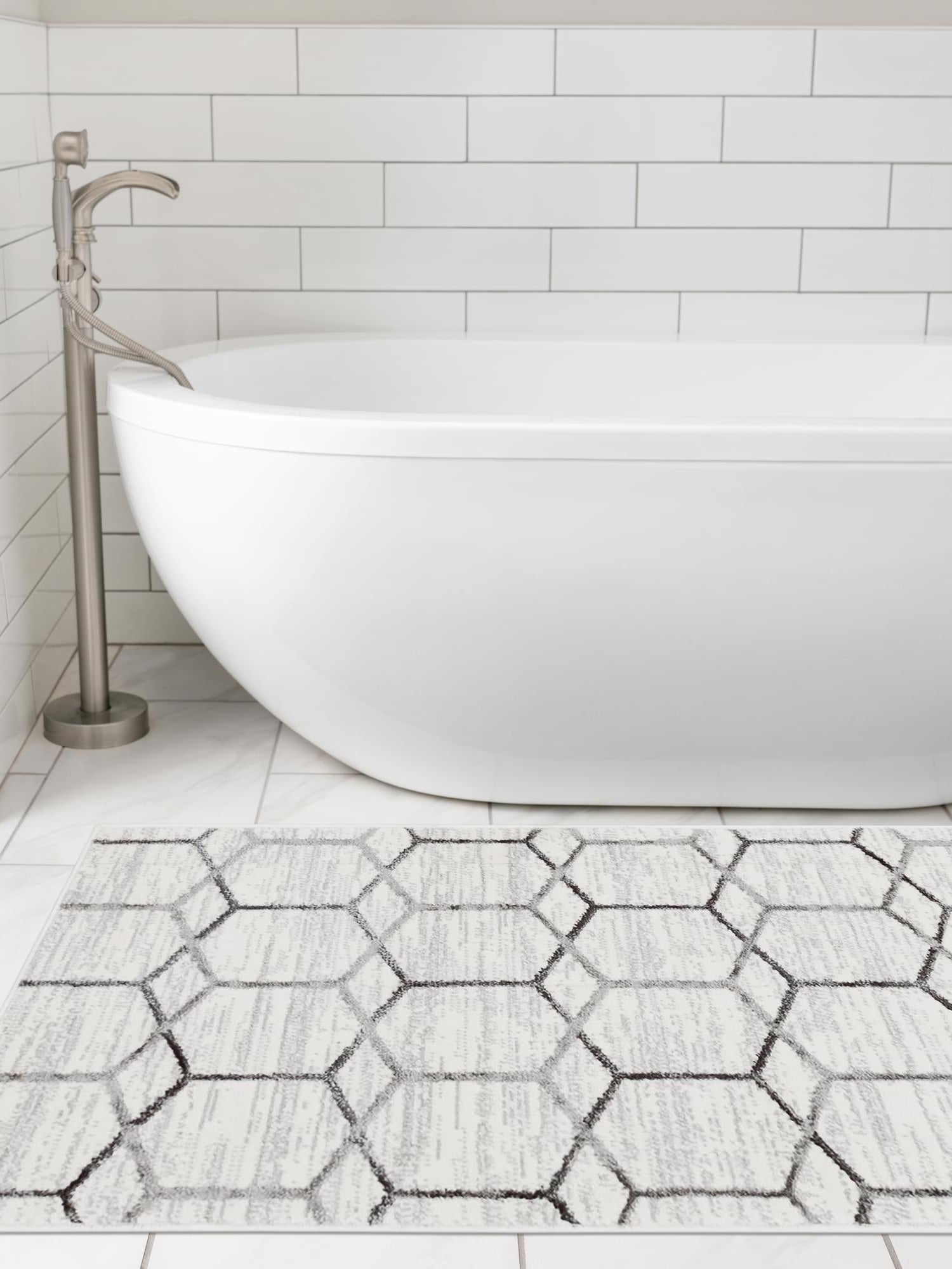 White 2' 7 x 13' Matrix Trellis Runner Area Rug 100% Polyester Geometric Pattern Modern Carpet for Living, Dining, Bedroom, Office for Sale at Rug Engine