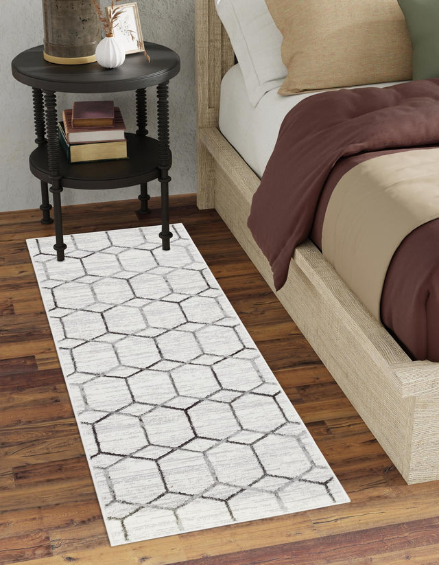 White 2' x 8' Matrix Trellis Runner Area Rug 100% Polyester Geometric Pattern Modern Carpet for Living, Dining, Bedroom, Office for Sale at Rug Engine
