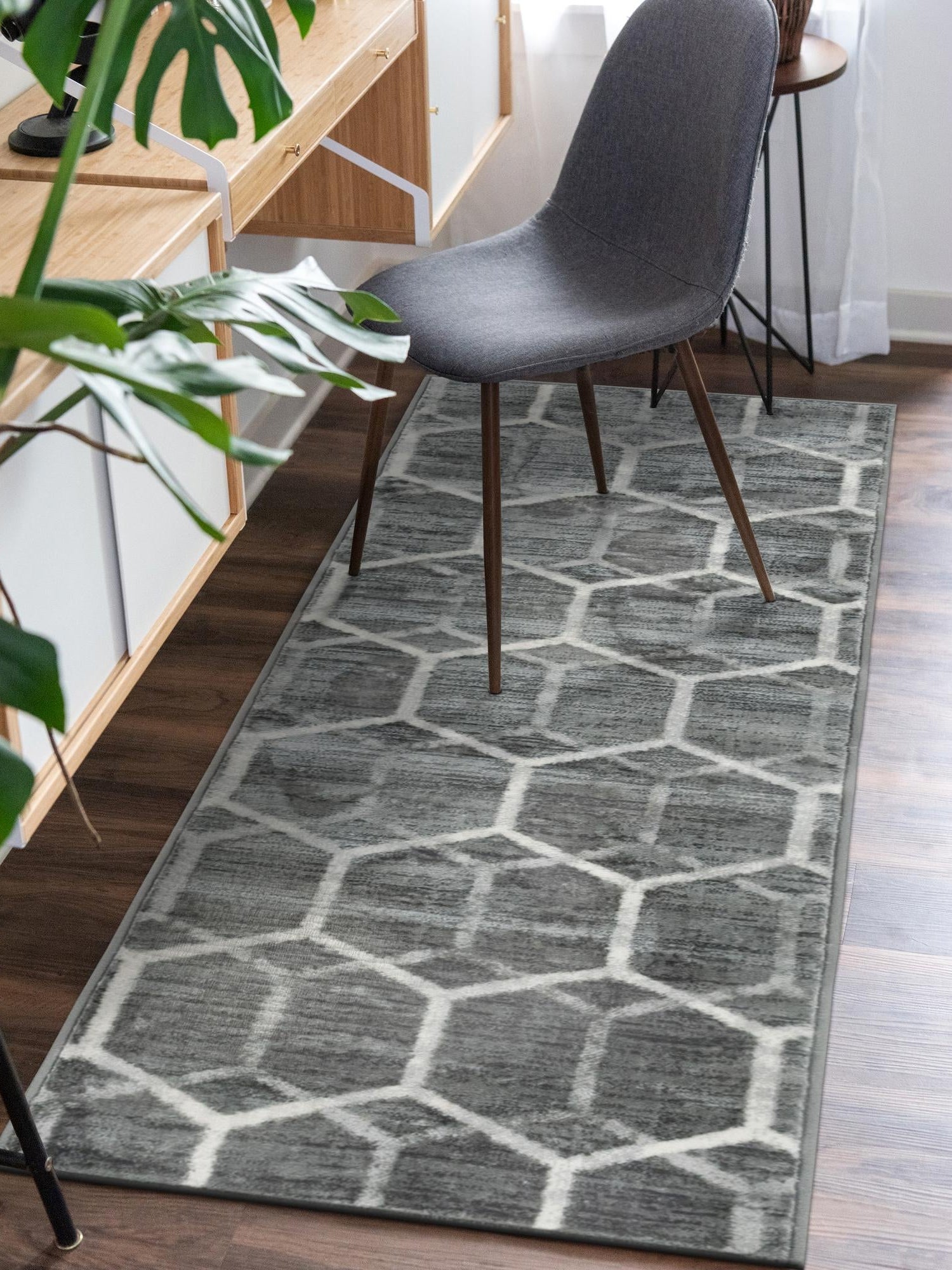 Grey 2' x 6' 1 Matrix Trellis Runner Area Rug 100% Polyester Geometric Pattern Modern Carpet for Living, Dining, Bedroom, Office for Sale at Rug Engine