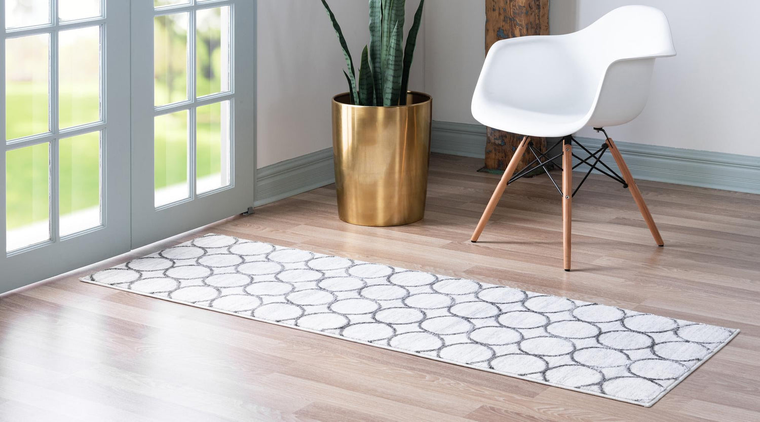 White 2' 7 x 13' Matrix Trellis Runner Area Rug 100% Polyester Geometric Pattern Modern Carpet for Living, Dining, Bedroom, Office for Sale at Rug Engine