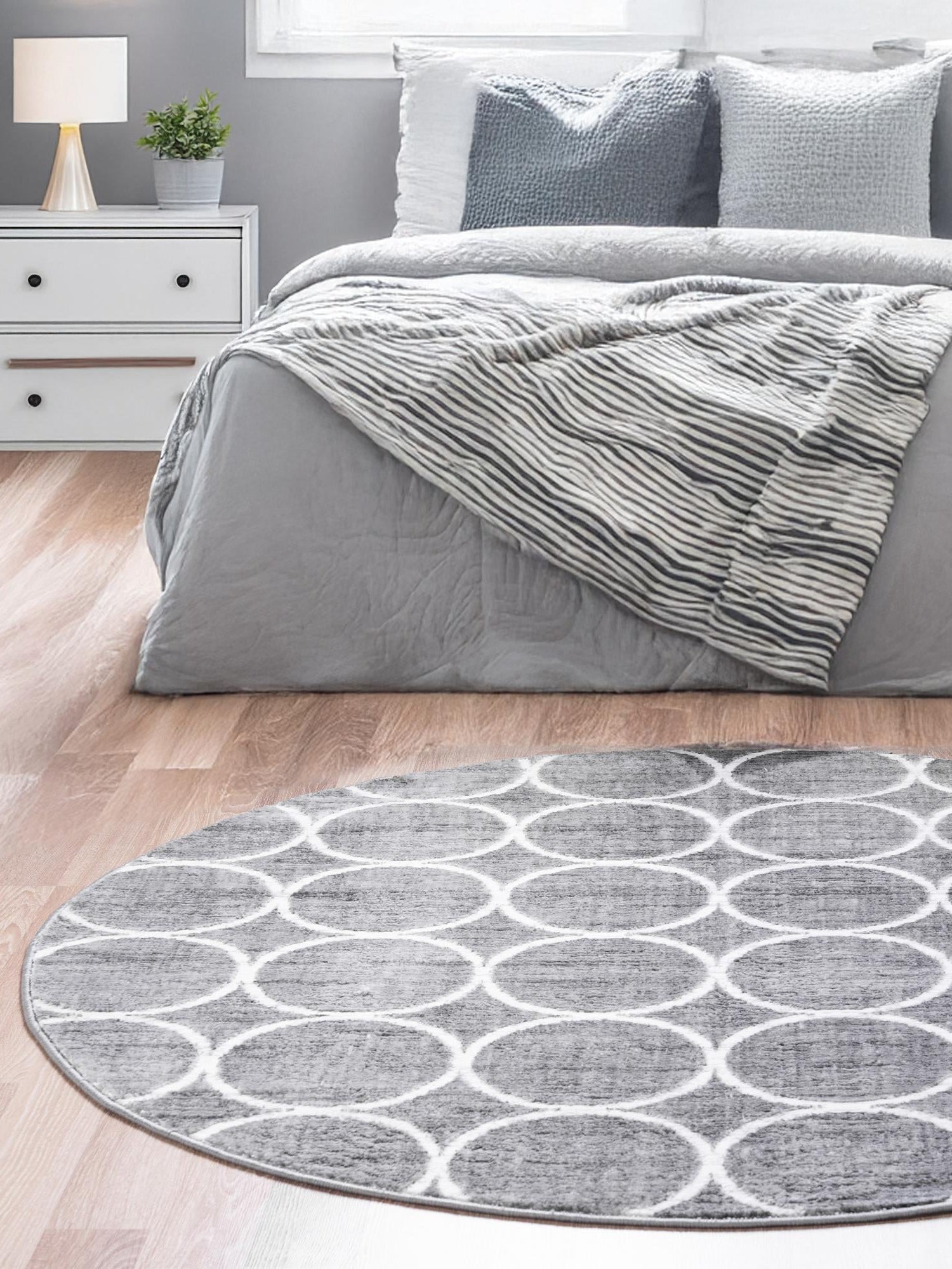 Gray 5' x 5' Matrix Trellis Round Area Rug 100% Polyester Geometric Pattern Modern Carpet for Living, Dining, Bedroom, Office for Sale at Rug Engine