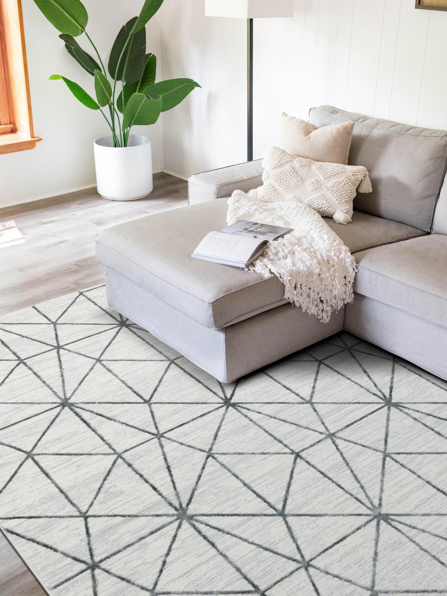 White 5' 1 x 8' Matrix Trellis Rectangle Area Rug 100% Polyester Geometric Pattern Modern Carpet for Living, Dining, Bedroom, Office for Sale at Rug Engine