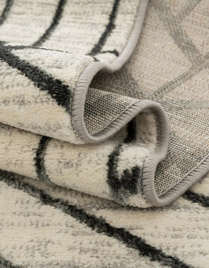 White 2' x 8' Matrix Trellis Runner Area Rug 100% Polyester Geometric Pattern Modern Carpet for Living, Dining, Bedroom, Office for Sale at Rug Engine