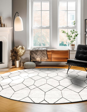 White 5' 1 x 5' 1 Matrix Trellis Round Area Rug 100% Polyester Geometric Pattern Modern Carpet for Living, Dining, Bedroom, Office for Sale at Rug Engine