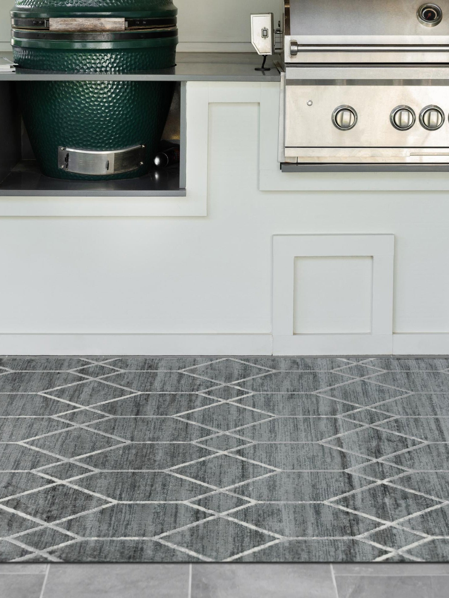 Gray 6' 1 x 9' Matrix Trellis Rectangle Area Rug 100% Polyester Geometric Pattern Modern Carpet for Living, Dining, Bedroom, Office for Sale at Rug Engine